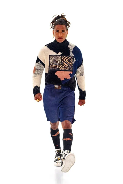 Look 32
